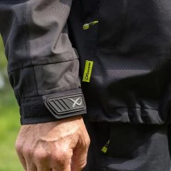 Coupon ⭐ Matrix Tri-Layer Fishing Jacket 25K Clothing 🌟 -Prologic Fishing Official matrix tri layer jacket 30k in use 1