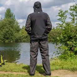 Best deal 😉 Matrix Tri-Layer Salopettes 25K Clothing 👏 -Prologic Fishing Official matrix tri layer salopettes 30k in use 4